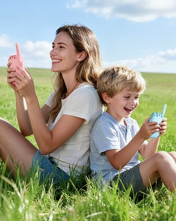 🎄🎁 2025 Christmas Surprise Gift：Video Walkie Talkies for Kids（2 Pack）